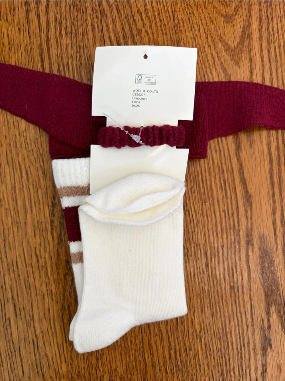 Max Studio 4pc Cable Knit Sweater and Tan Pleated Skirt Set w/ Burgundy Trim